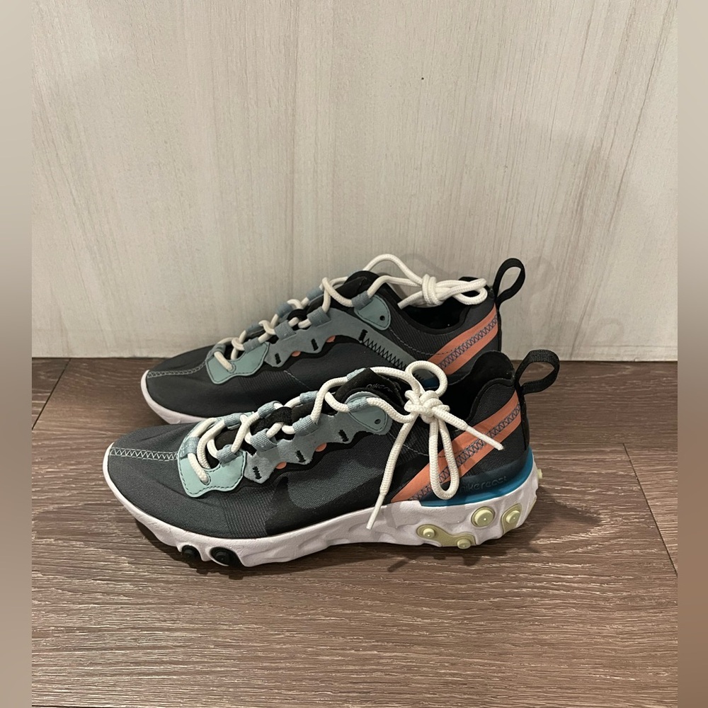 Nike React Element 55 Ocean Cube